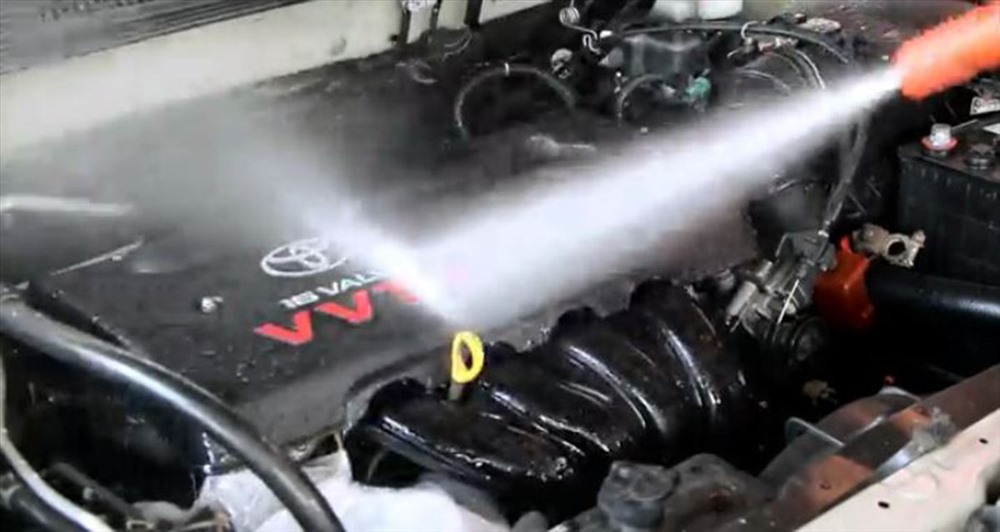 Vệ sinh khoan động cơ ô tô - Bí quyết giữ cho xe luôn hoạt động bền bỉ và tối ưu